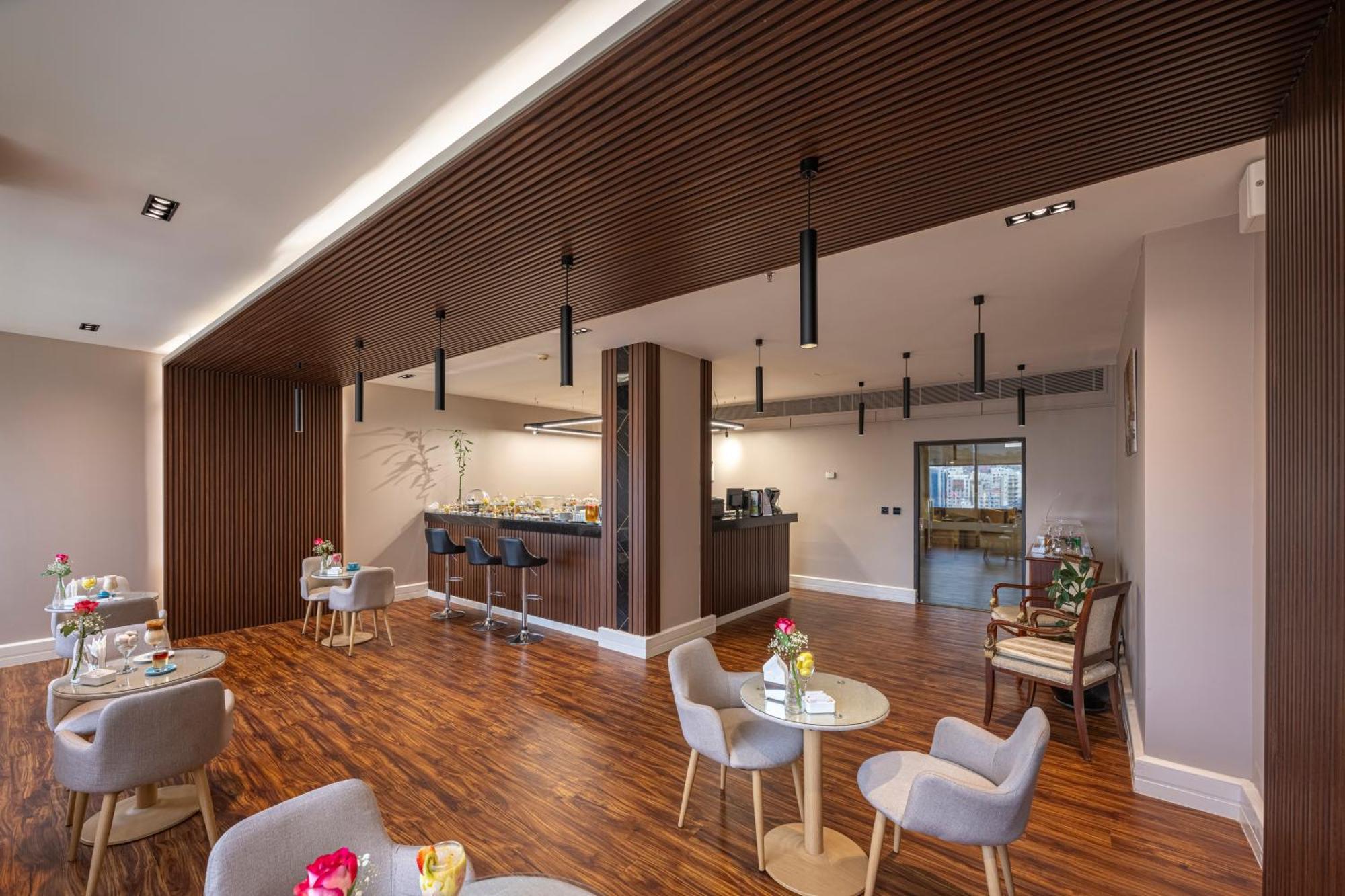Al Shohada By Palm Rich Makkah Hotell Mekka Exteriör bild The dining room at the new St. Mary's Hospice