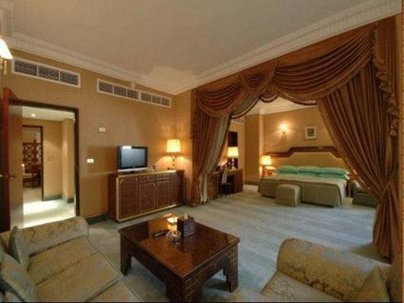 Al Shohada By Palm Rich Makkah Hotell Mekka Exteriör bild Suite